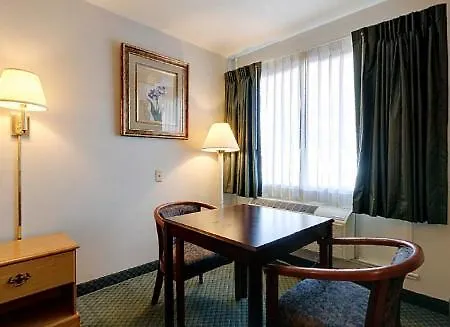 Americas Best Value Inn Uvalde Habitación foto