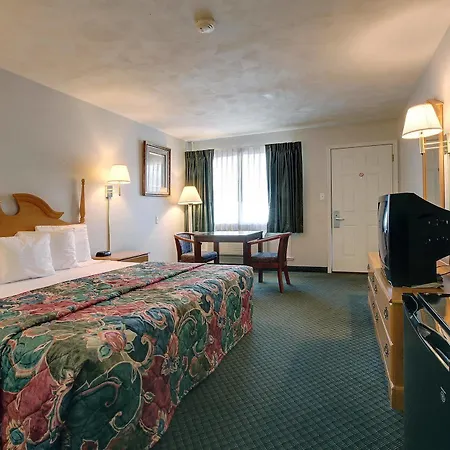Americas Best Value Inn Uvalde Habitación foto
