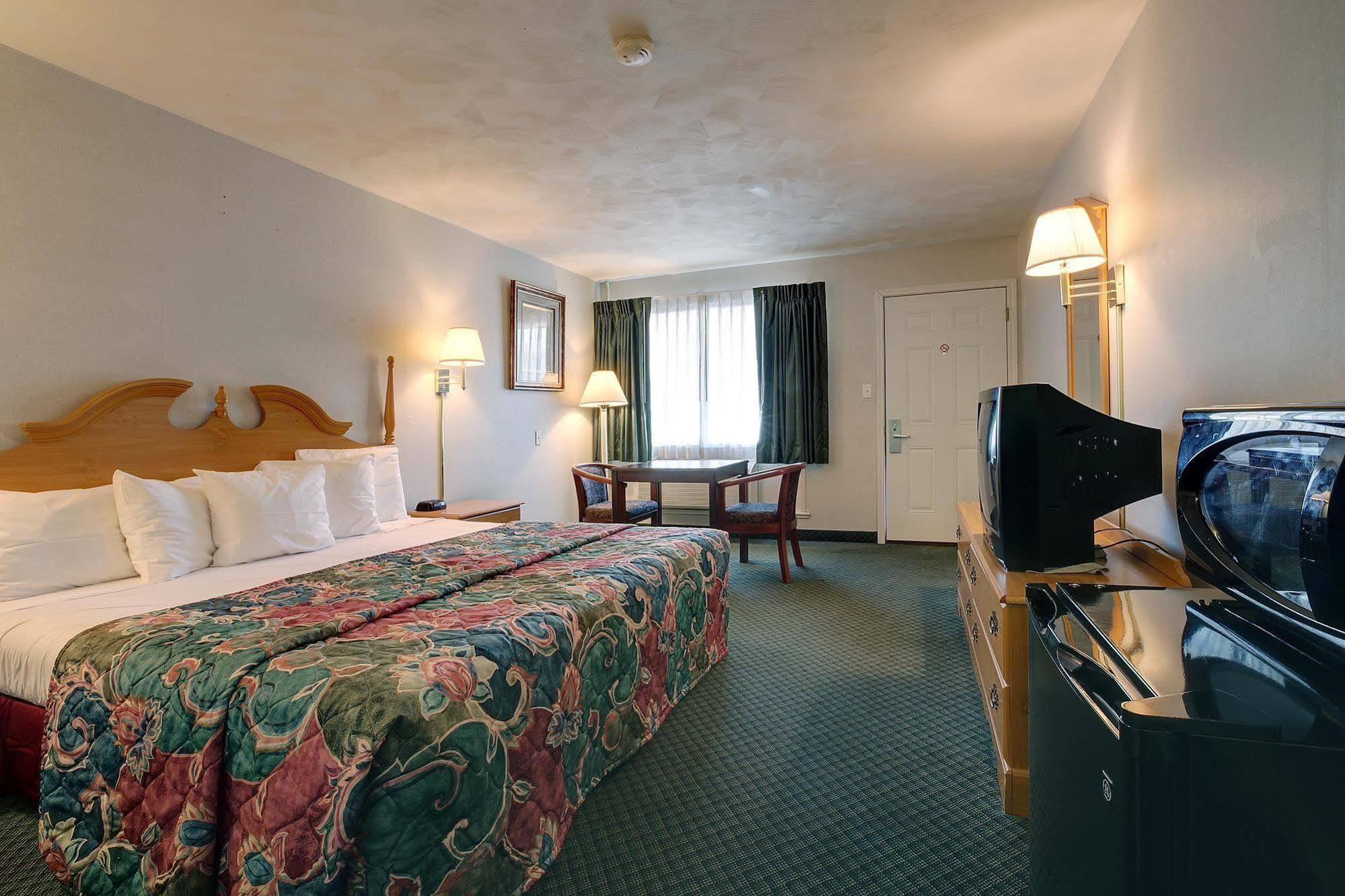 Americas Value Motel Uvalde