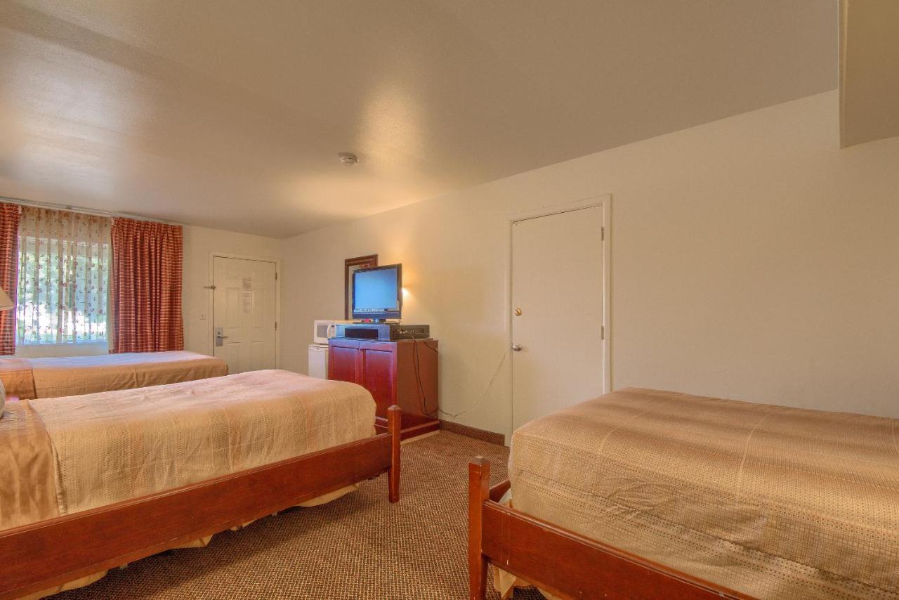 Americas Value Motel Uvalde